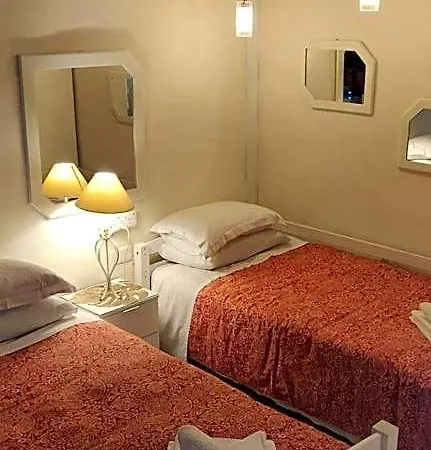 Kristu Re Hotel Paola